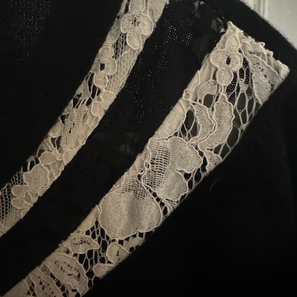 Black koople sweater - Picture 2 of 3